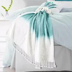 Blankets & Throws><noscript><img width=
