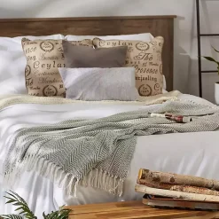 Blankets & Throws><noscript><img width=