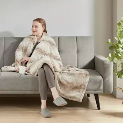 Blankets & Throws><noscript><img width=