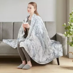 Blankets & Throws><noscript><img width=