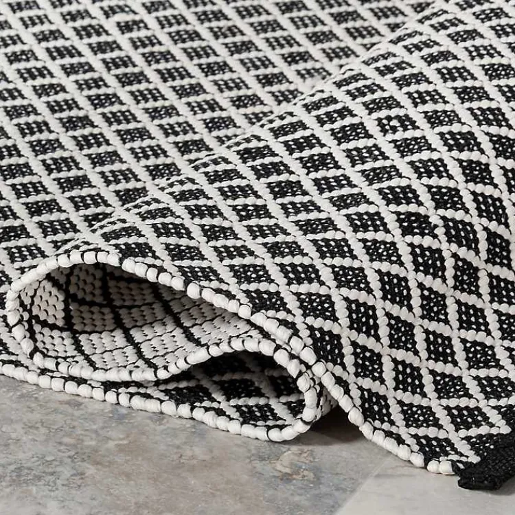 Kirklands Home Black & White Trellis Indoor/Outdoor Rug, 5x8 Online