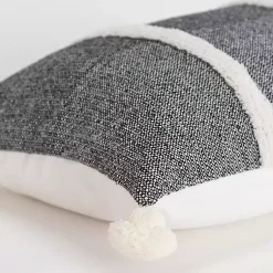 Pillows><noscript><img width=