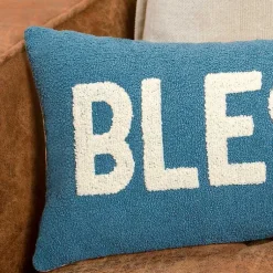 Pillows><noscript><img width=