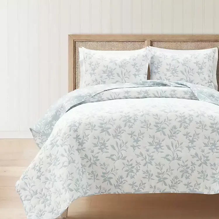Kirklands Home Blue Floral Reversible 3-pc. Full/Queen Quilt Set Hot