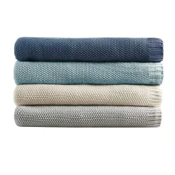 Blankets & Throws><noscript><img width=