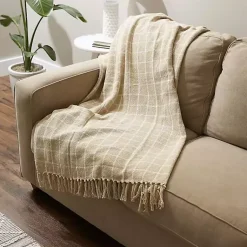 Blankets & Throws><noscript><img width=