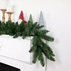 Christmas Arrangements & Garland><noscript><img width=