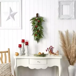 Christmas Wreaths><noscript><img width=