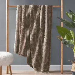 Blankets & Throws><noscript><img width=