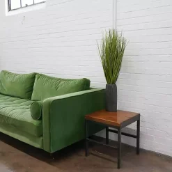 Arrangements & Greenery><noscript><img width=