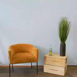 Arrangements & Greenery><noscript><img width=