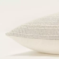 Pillows><noscript><img width=
