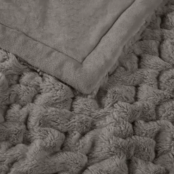 Blankets & Throws><noscript><img width=