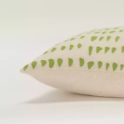 Pillows><noscript><img width=