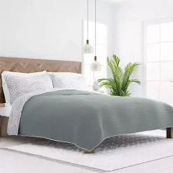 Kirklands Home Green Scalloped Reversible 3-pc. King Quilt Set Outlet