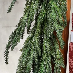 Christmas Arrangements & Garland><noscript><img width=