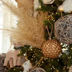 Christmas Arrangements & Garland><noscript><img width=