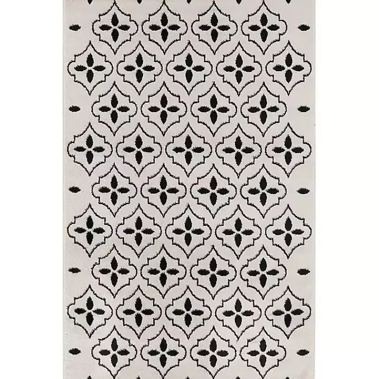 Kirklands Home Ivory & Black Quatrefoil Indoor/Outdoor Rug, 4x6 Best