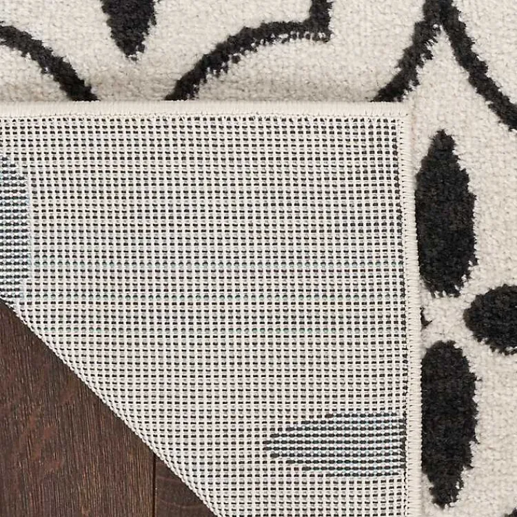 Kirklands Home Ivory & Black Quatrefoil Indoor/Outdoor Rug, 4x6 Best