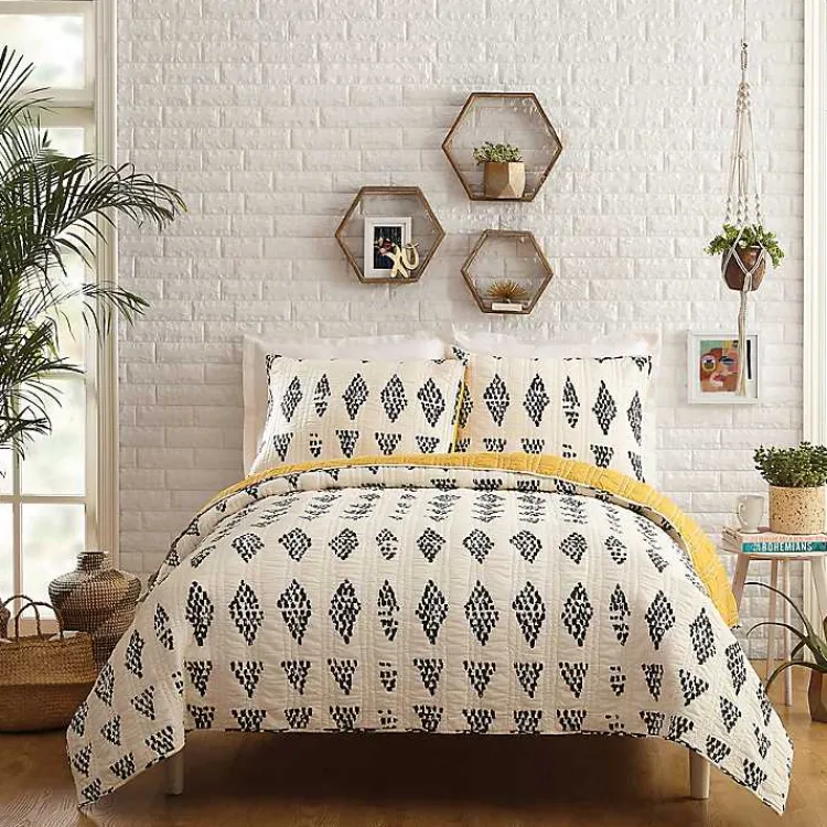 Kirklands Home Justina Blakeney Beaded 3-pc. King Quilt Set Online