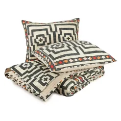 Kirklands Home Justina Blakeney Black Hypnotic Queen Quilt Set Clearance