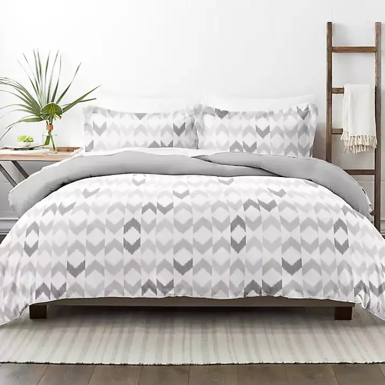 Kirklands Home Light Gray Chevron 3-Pc. Queen Duvet Cover Set Hot