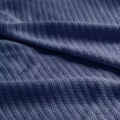 Blankets & Throws><noscript><img width=