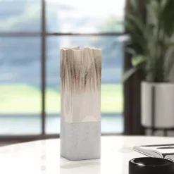 Vases><noscript><img width=