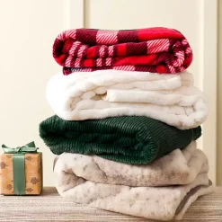 Blankets & Throws>Kirklands Home Plush Red and Black Plaid Throw