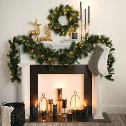 Christmas Wreaths><noscript><img width=