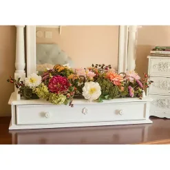 Arrangements & Greenery><noscript><img width=