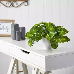 Arrangements & Greenery><noscript><img width=