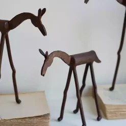 Statues & Figurines><noscript><img width=