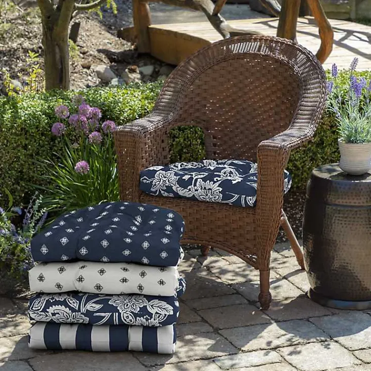 Kirklands Home Sapphire Ashland Outdoor Wicker Cushion New