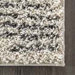 Kirklands Home Shattered Diamonds Scarlette Area Rug, 5x7 Online
