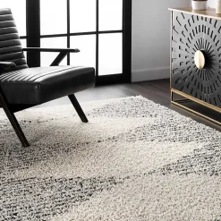 Kirklands Home Shattered Diamonds Scarlette Area Rug, 5x7 Online
