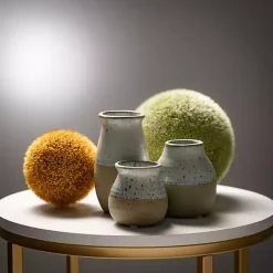 Vases><noscript><img width=