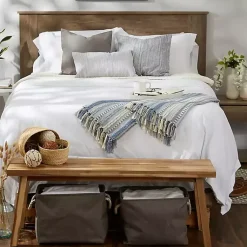 Blankets & Throws><noscript><img width=