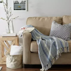 Blankets & Throws><noscript><img width=