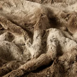 Blankets & Throws><noscript><img width=
