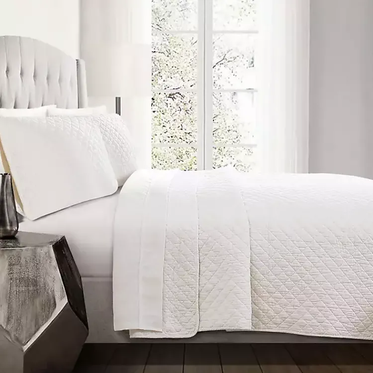 Kirklands Home Ava Diamond 3-pc. Oversized King Quilt Set White Outlet
