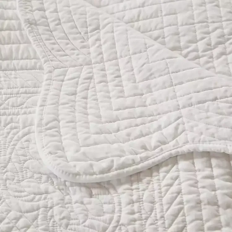 Blankets & Throws>Kirklands Home Oversized Quilted Scalloped Edge Throw White