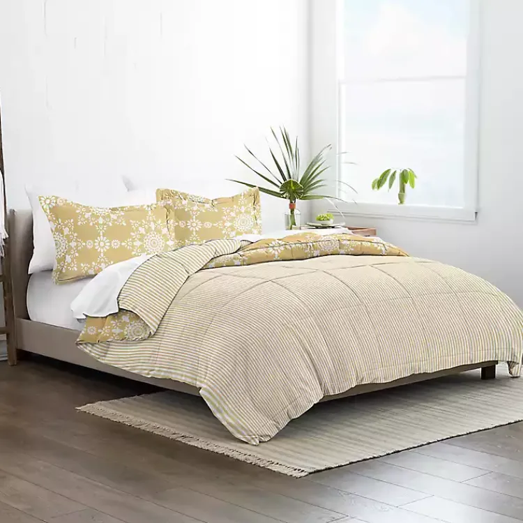 Kirklands Home Daisy Medallion Queen 3-pc. Comforter Set Yellow Discount
