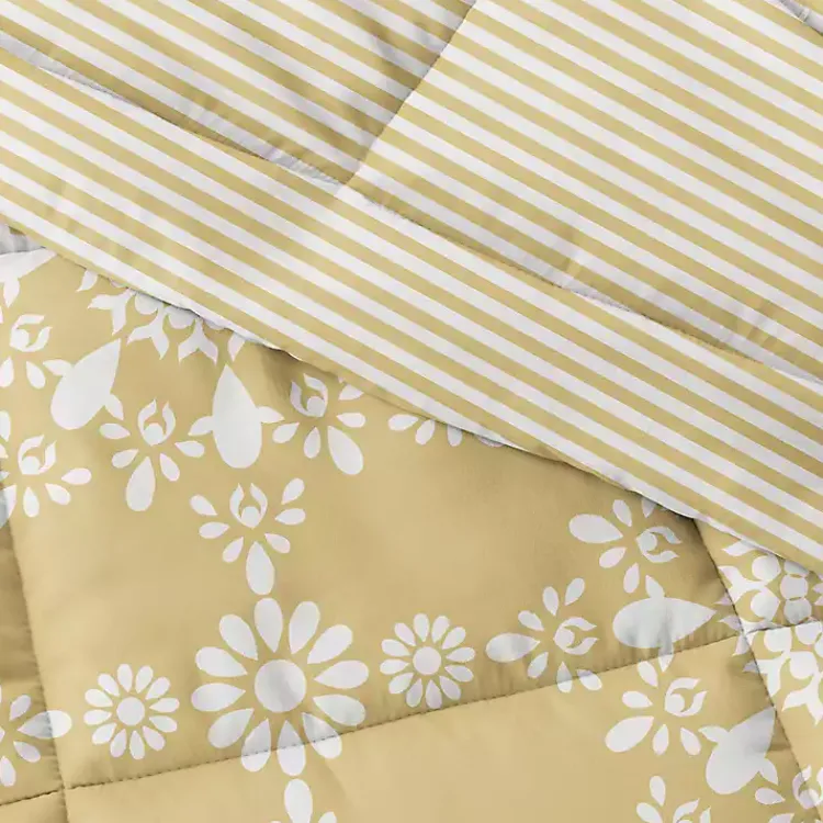 Kirklands Home Daisy Medallion Queen 3-pc. Comforter Set Yellow Discount
